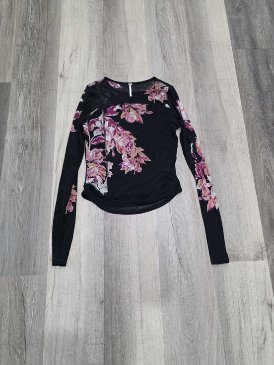 Free People Tops - Free People Women's Black Long-Sleeve Floral Top Size M